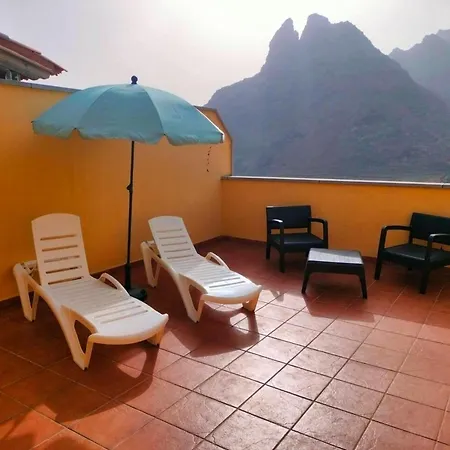 Comfortable House In San Cristobal De La Laguna + Terrace * Пунта-дель-Идальго